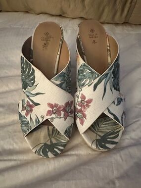 Call It Spring Cream Crossband Mules with Green Leaves & Pink Flowers